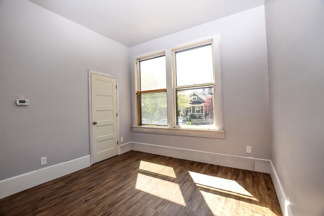 Building Photo - Morrison