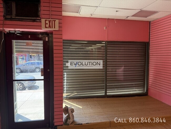 Building Photo - 642-648 Park St-642