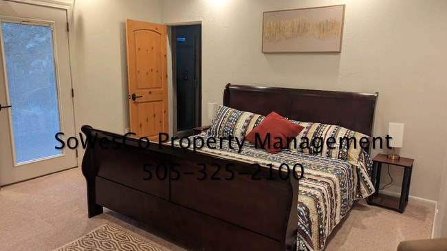 Building Photo - Beautifully Furnished Home on 2.5 acres