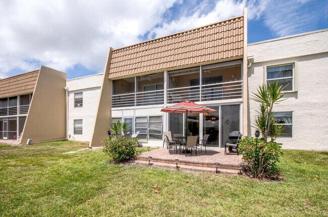 Building Photo - 2901 Fiore Way