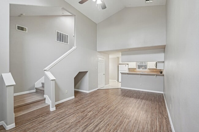 Building Photo - 100 Westpark Dr