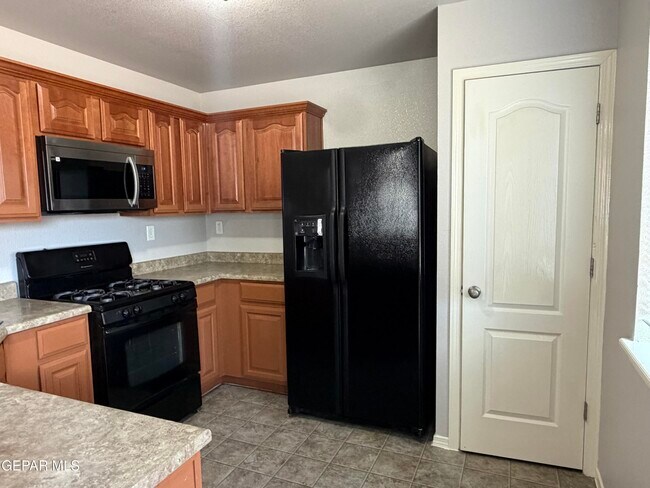 Building Photo - 11728 Mesquite Bush Dr