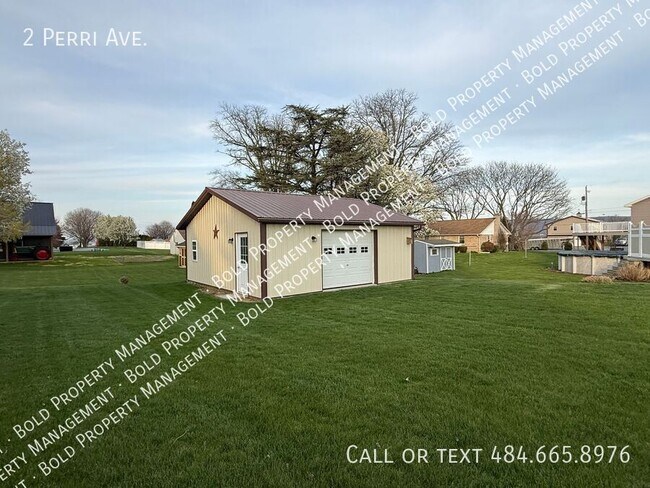 Building Photo - 2 Perri Ave