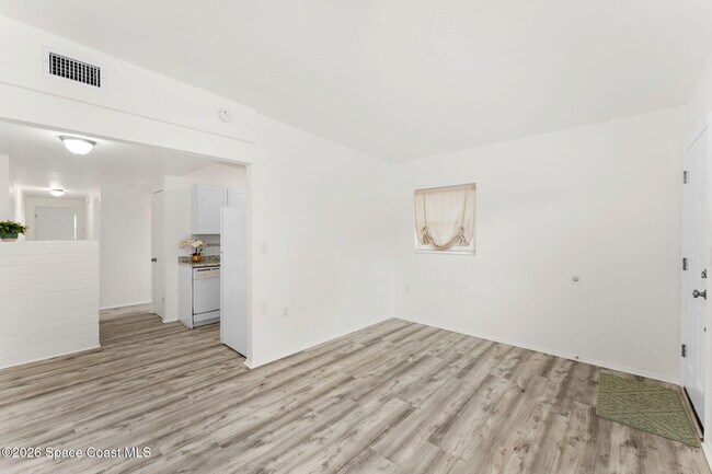 Building Photo - 123 Harrison Ave