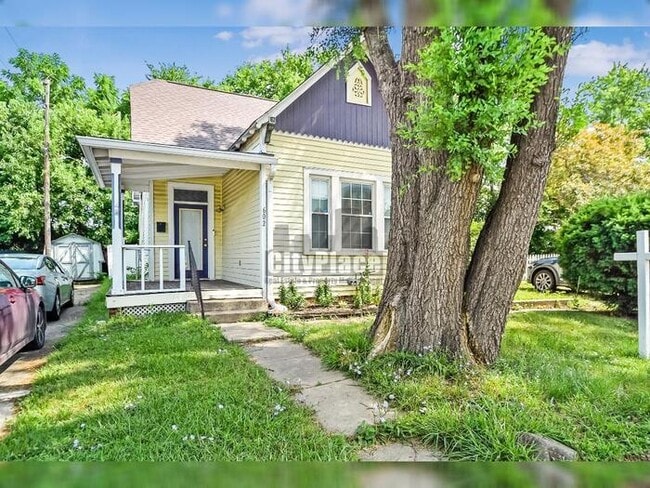 Primary Photo - 602 Prospect St