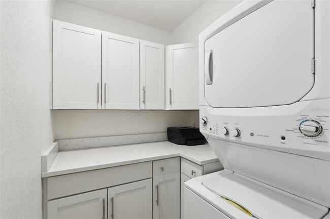 Building Photo - 3131 W Fielder St