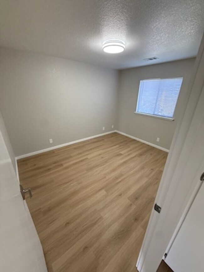 Building Photo - 1440 Myrtle Avenue