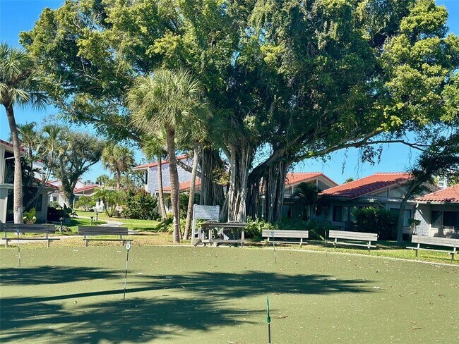 Building Photo - 500 Park Blvd S