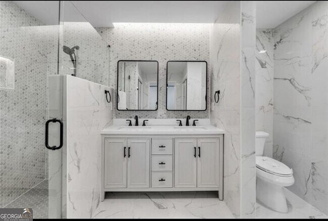 Building Photo - 2851 Forrest Hills Dr SW