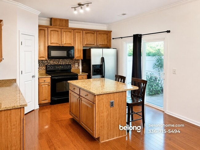 Building Photo - 318 Anterbury Dr