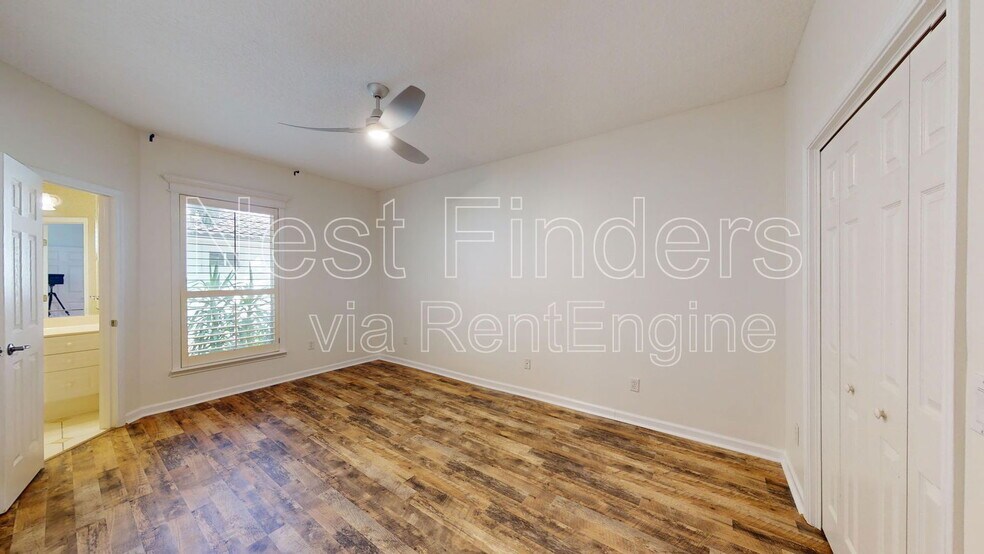 Building Photo - 1334 Charter Ct