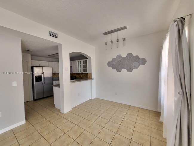 Building Photo - 11438 NW 62nd Terrace