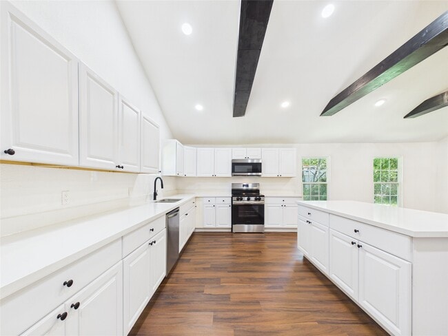 Building Photo - 11515 Iberia Dr