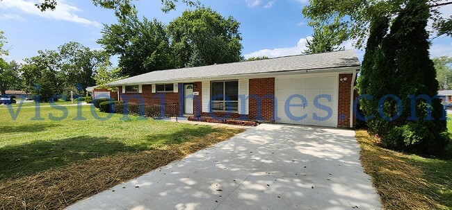 Building Photo - 500 W Ford Ave