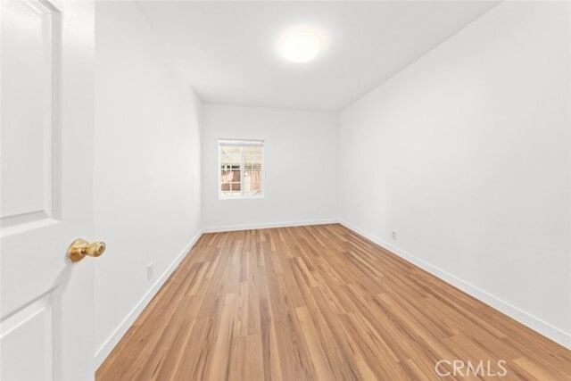 Building Photo - 19148 Saticoy St