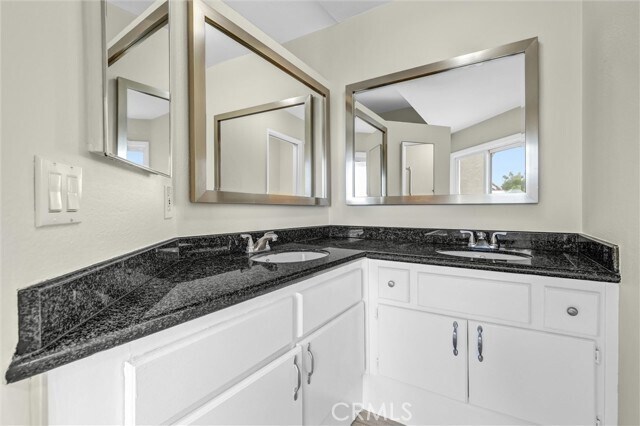 Building Photo - 28101 Montecito
