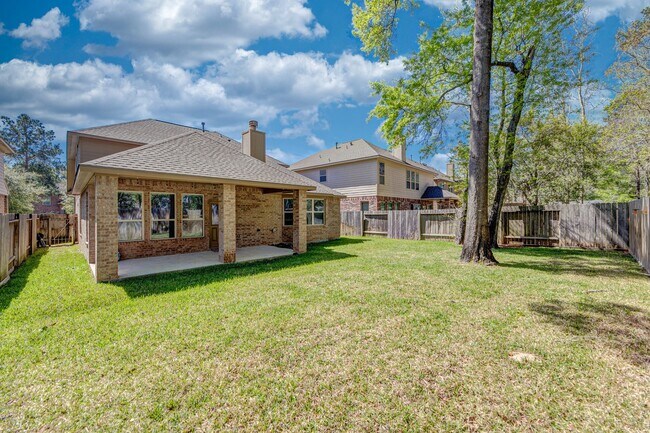 Building Photo - 2414 Garden Falls Dr