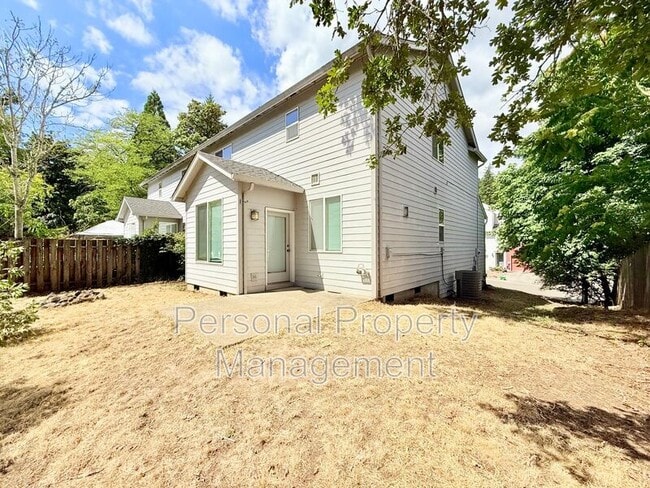 Building Photo - 1114 NW 7th Ave