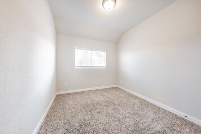 Building Photo - 11234 Victoria Hollow Trace