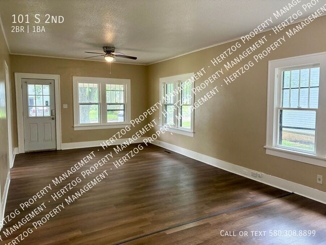 Building Photo - 101 S 2nd-