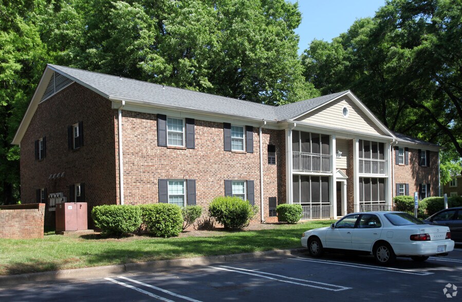 Palmer House 3216A Yanceyville St Greensboro NC 27405 Apartment Finder