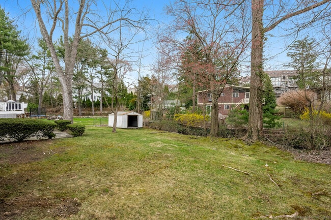 Building Photo - 14 Amherst Rd