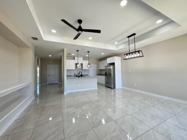 Building Photo - 6702 El Freno Ln