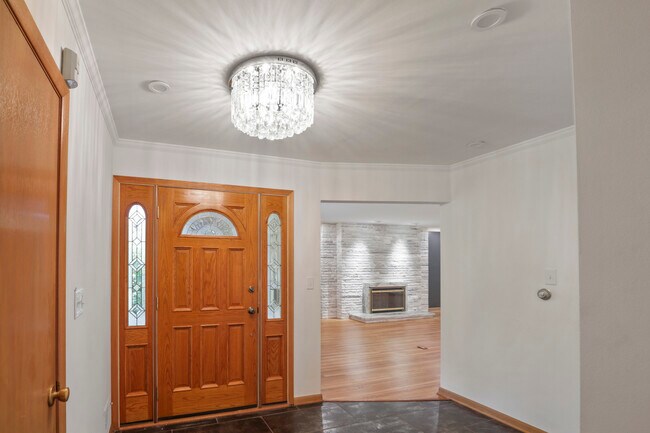 Entrance - 2663 Charing Rd