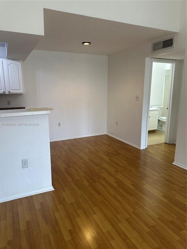 Building Photo - 15560 SW 104th Terrace