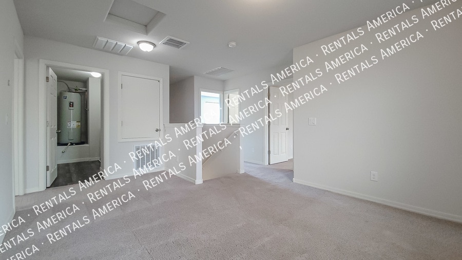 Building Photo - 229 Watson Pl