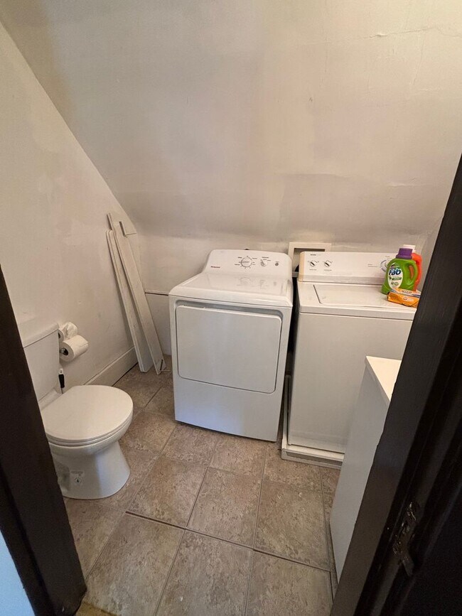 Building Photo - cla1285