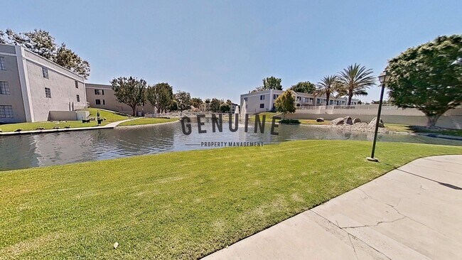 Building Photo - 1 Bedroom ~ Live in the Heart of South Coa...