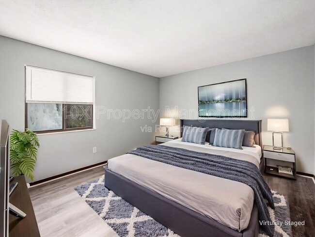 Building Photo - 8237 Goldsmith Dr