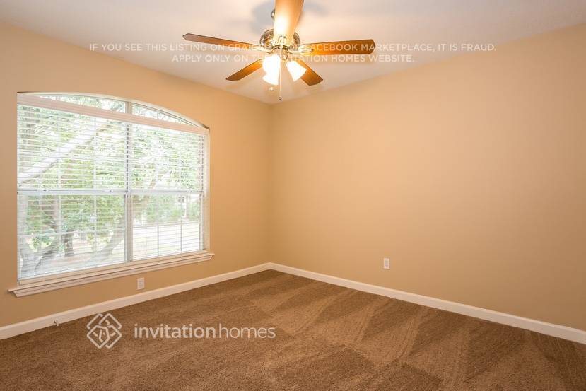 Building Photo - 2119 Autumn Cove Dr