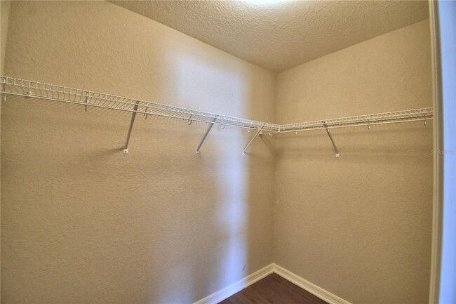 Building Photo - 605 Vittorio Dr