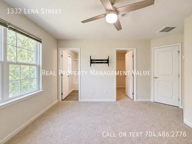 Building Photo - 1332 Lena St