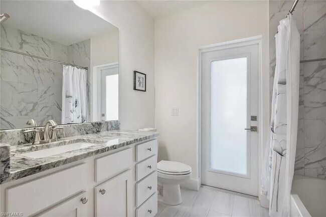 Building Photo - 2825 SW 3rd St