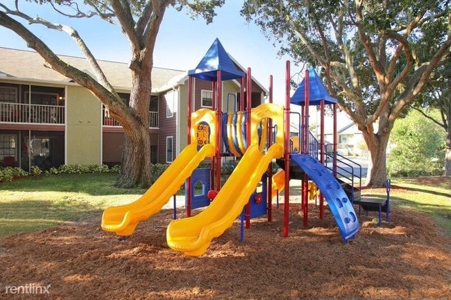 Building Photo - 8500 Belcher Rd N