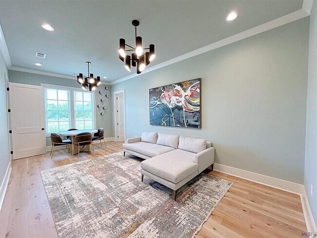 Building Photo - 4 Bedroom House in Pointe Marie- Furnished or unfurnished rental options available.