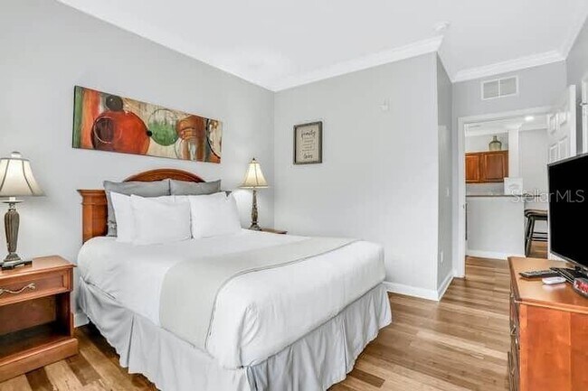 Building Photo - 1301 Tuscan Terrace