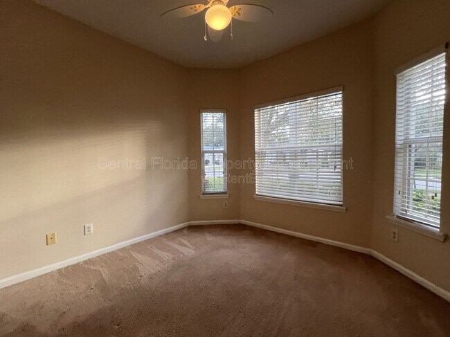 Building Photo - 2923 Sweetspire Cir