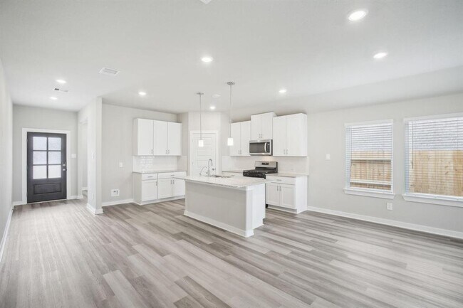 Building Photo - 3030 Marble Wy