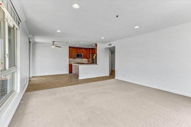Building Photo - 3939 Illinois St