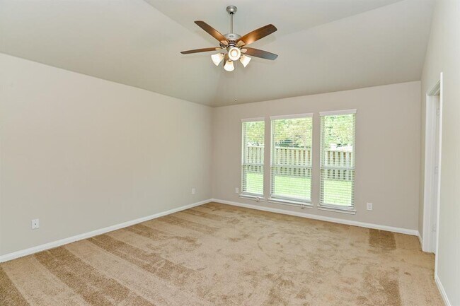 Building Photo - 3817 Breckenridge Dr
