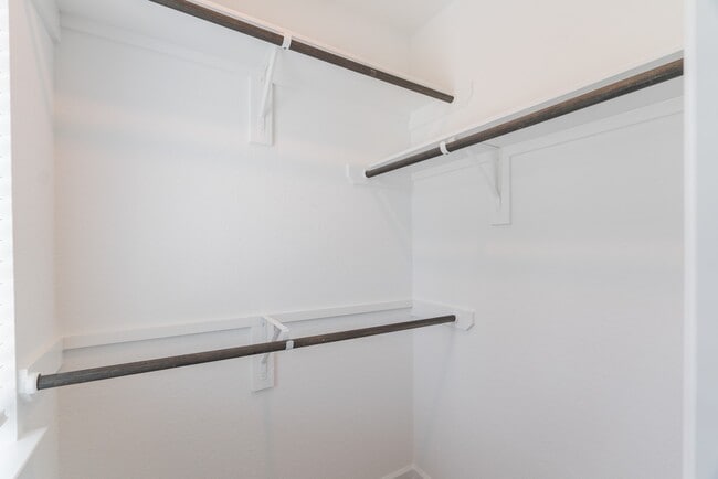 Building Photo - 546 Dry Fork Ln