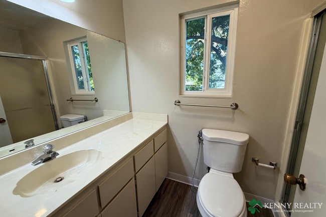 Building Photo - Spacious 3 Bedroom Home Near Parks & Schools in Foster City