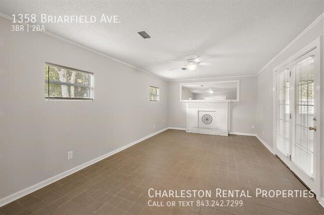 Building Photo - 1358 Briarfield Ave