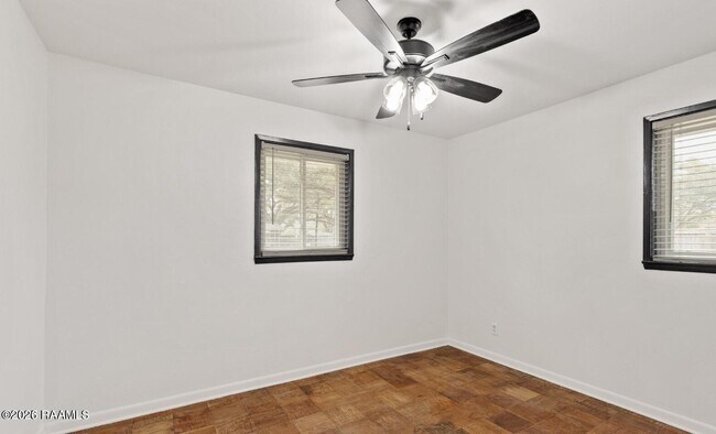 Building Photo - 165 Antigua Dr