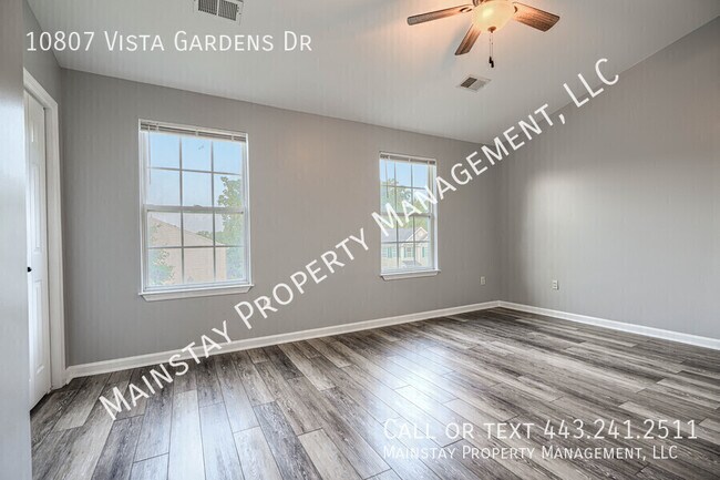 Building Photo - 10807 Vista Gardens Dr