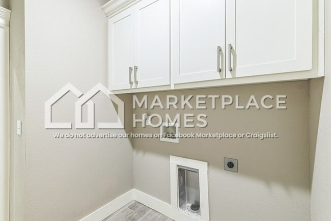 Building Photo - 2340 Stonemill Drive